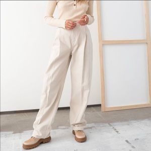 high waisted flared cream jeans/khakis | 28